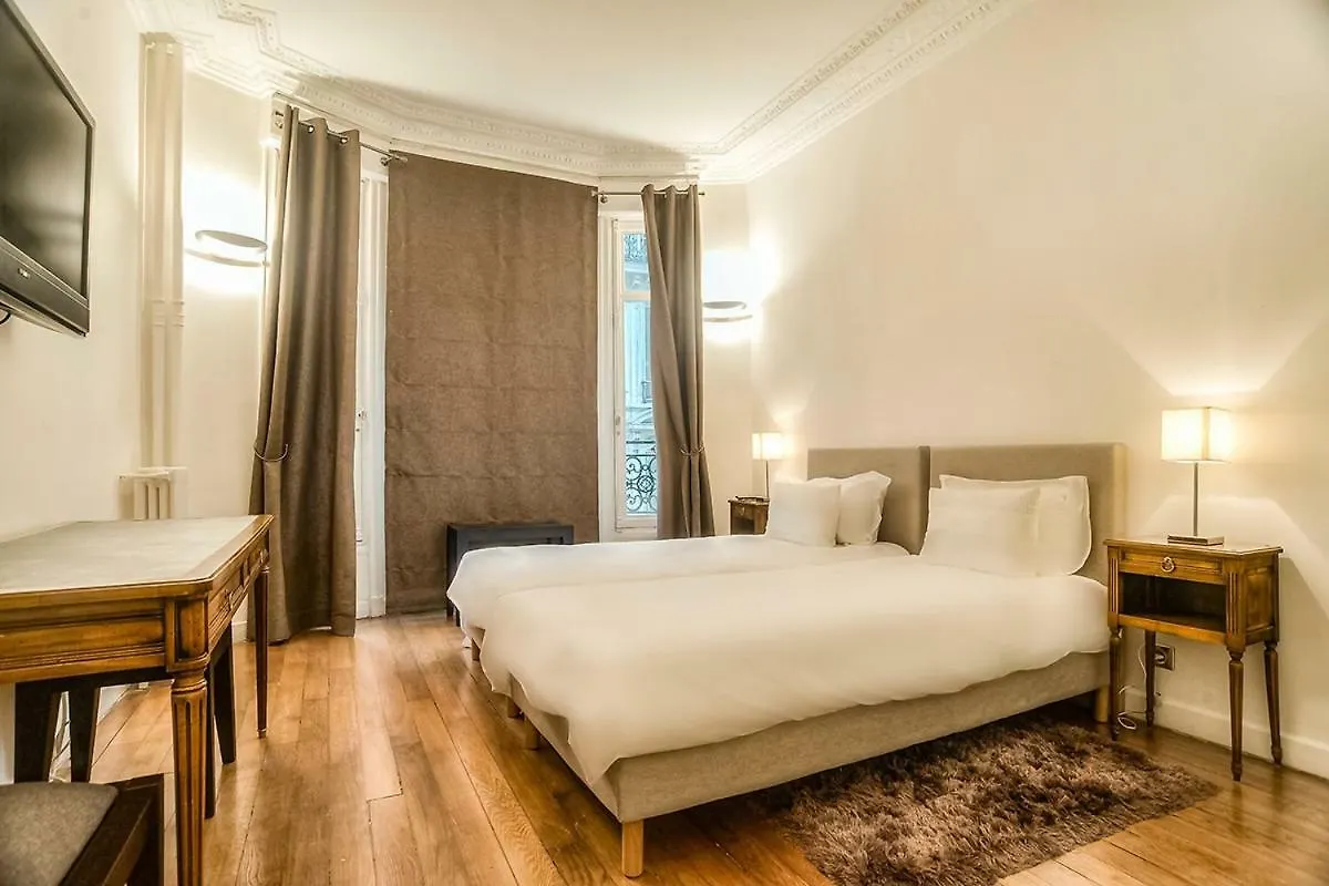 Apartment Rue Arsene Houssaye In باريس 0*,  فرنسا